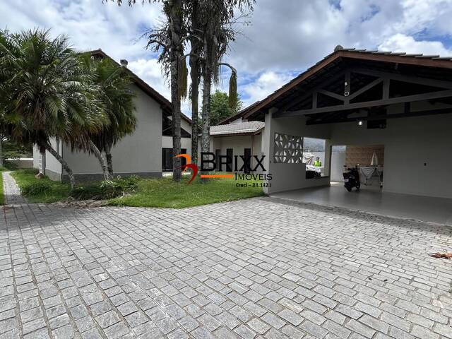 # -  para Venda em Arujá - SP - 1