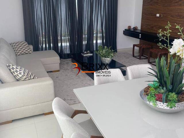 #CA-896 - Casa em Condomínio para Venda em Arujá - SP