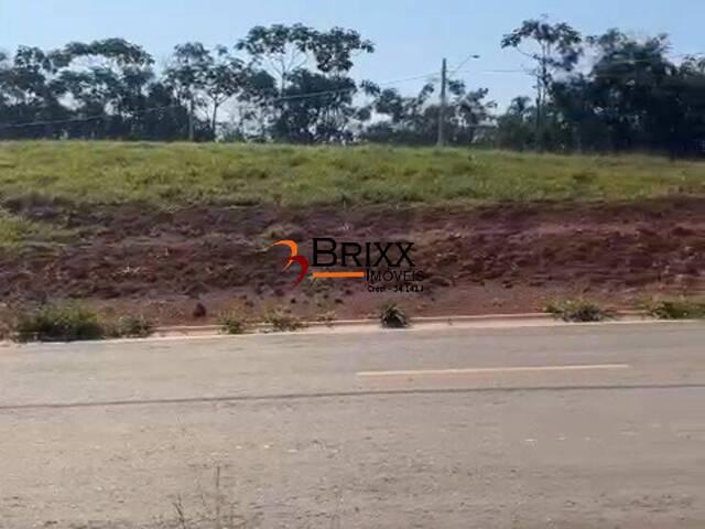 #TE-1441 - Terreno em Condomínio para Venda em Arujá - SP