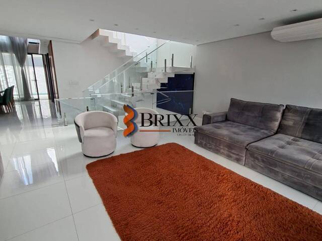 #CA-1550 - Casa em Condomínio para Venda em Arujá - SP