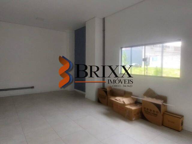 Sala Comercial para Locação em Arujá - 3